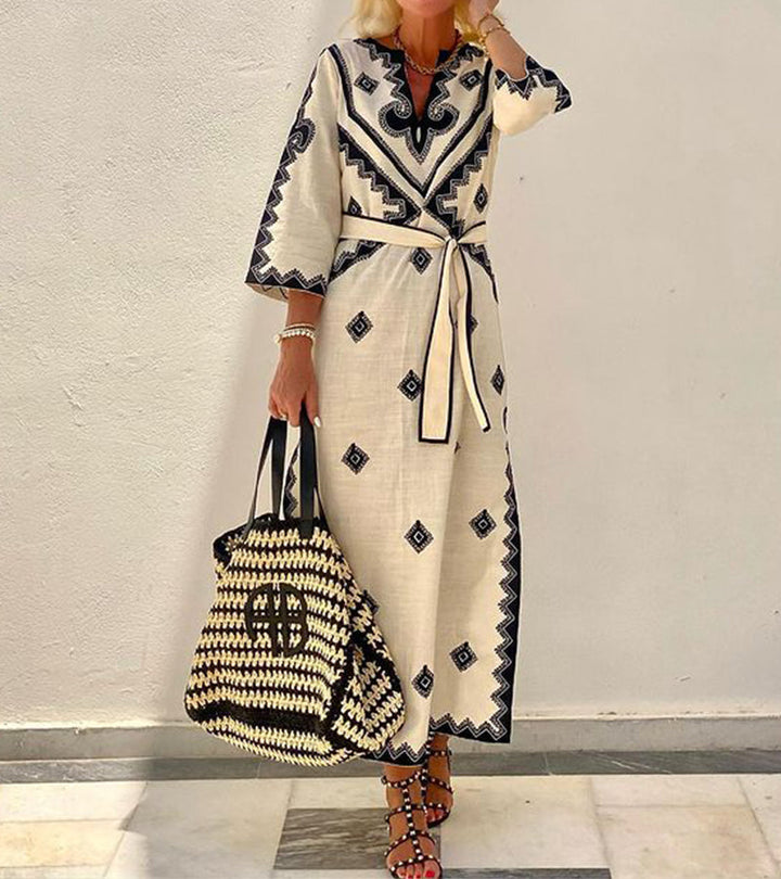 Amsterdamstyles® | Tijdloze V-hals Jurk met Halve Mouwen
